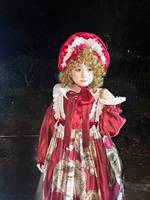 穿古董人偶过万圣节啦