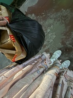 “那你倒垃圾也穿这个吗？”