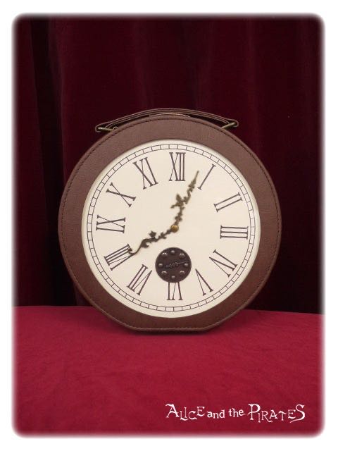 Milky Rail Train Clock Trunk Bag（2015）