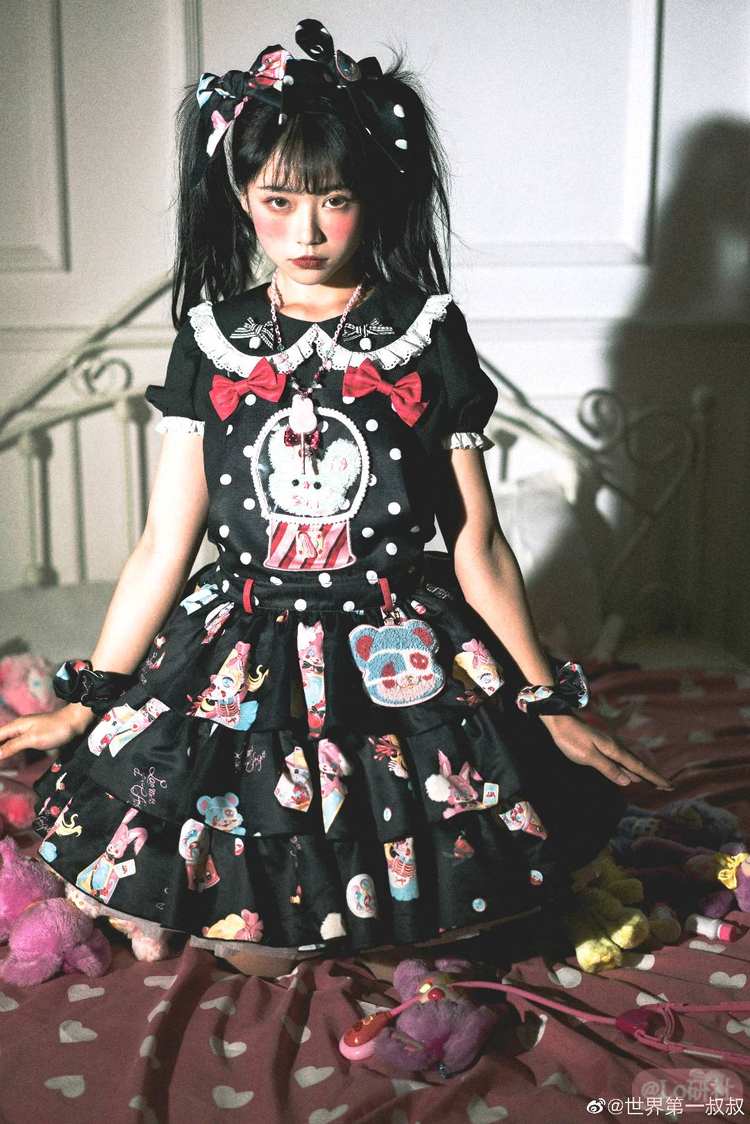 破败玩偶 痛背带