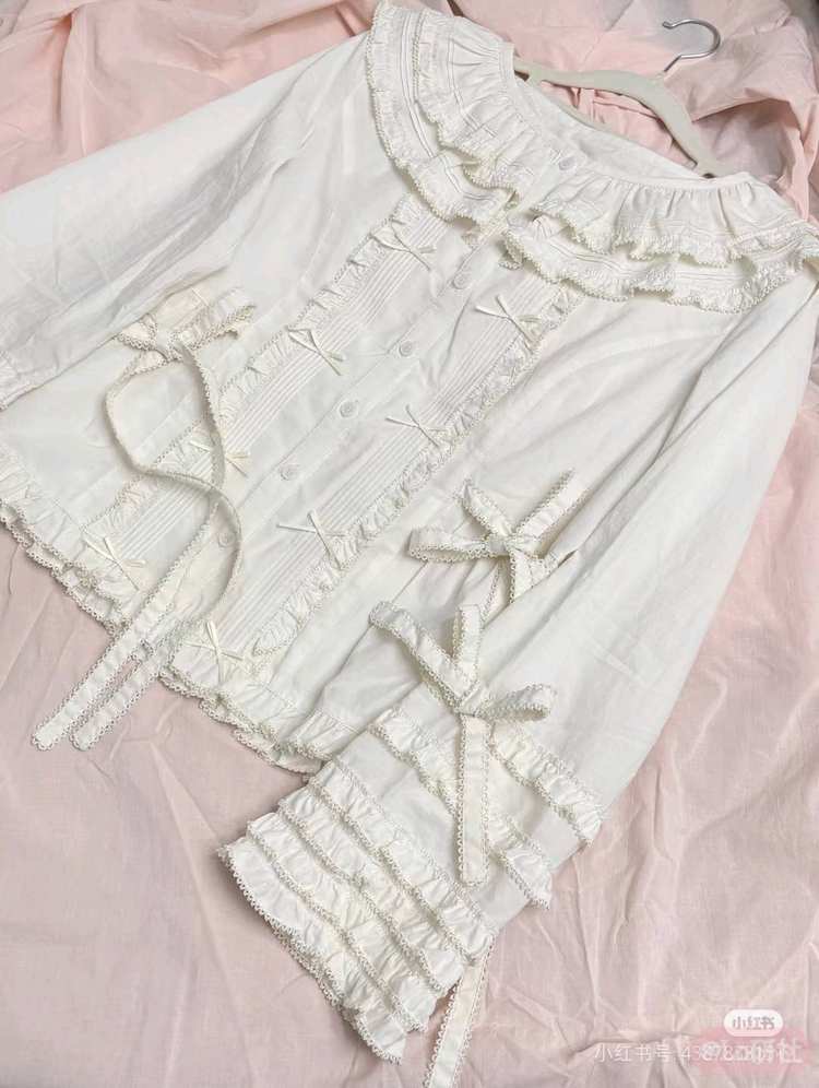 窗台上的百合花 衬衣